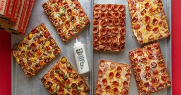 Jet's Pizza offers Black Friday deal