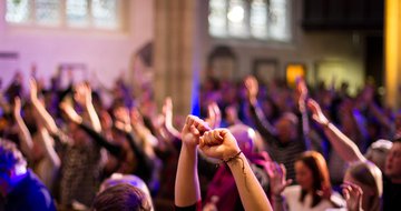 4 things leaders should do immediately if a virus prevents your church from meeting