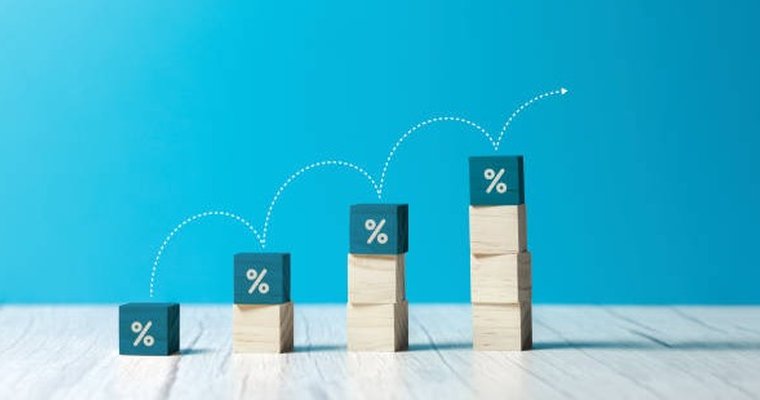 Out-of-home ad revenue jumps 16.7% in 2021 - Vimarsana News