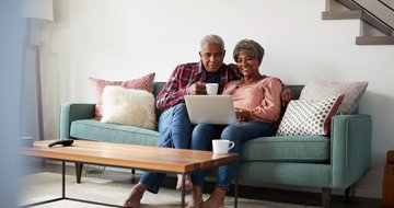 Consider these 4 tips for transitioning online church visitors to in-person
