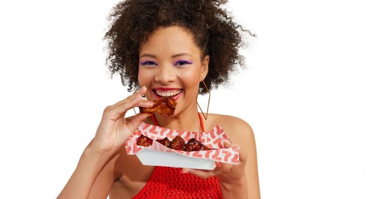 7-Eleven offers prize entries for members who love wings