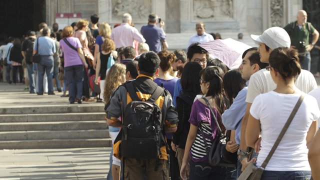 Mobile payments play key role to reduce customer wait times