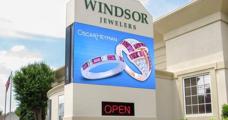 Watchfire Signs helps North Carolina jeweler shine - Vimarsana News