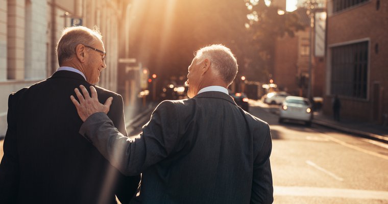 Servant leadership in various seasons
