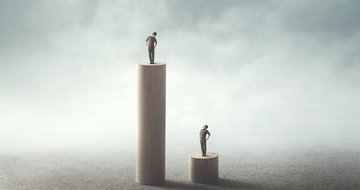 The curse of comparison