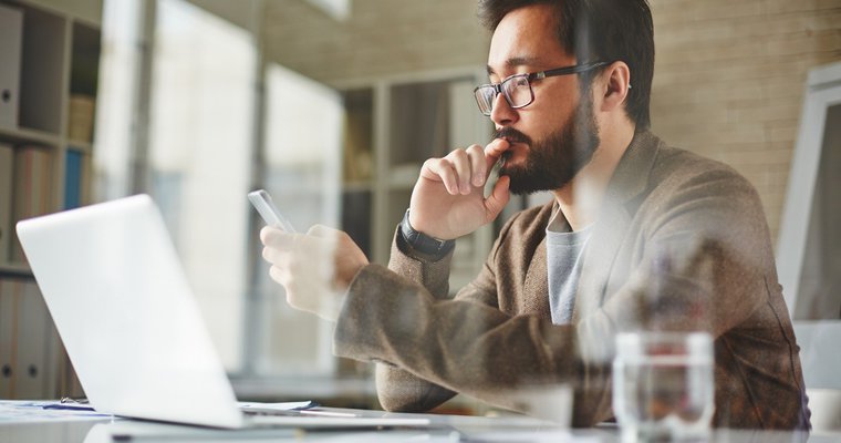 5 signs you’re a leader who needs to be needed (and needs a break)
